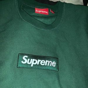 Supreme crewneck